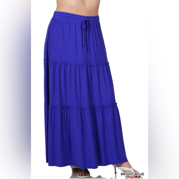 New!PLUS SIZE TIERED RUFFLE RAW HEM MAXI SKIRT SIZE 1X 2X 3X - Picture 1 of 4